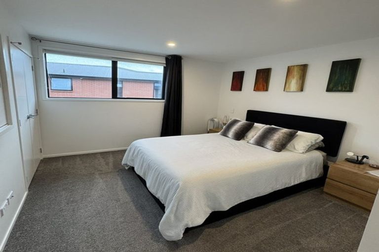 Photo of property in 2/1 Milne Crescent, Taita, Lower Hutt, 5011