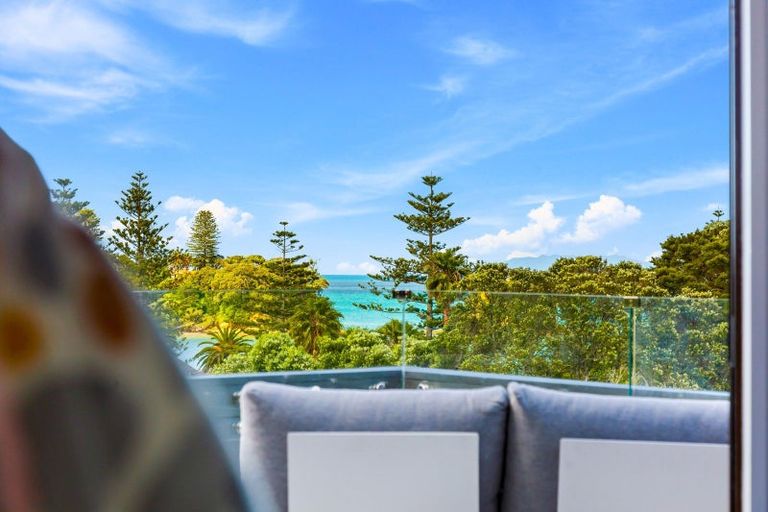 Photo of property in 89 Hebron Road, Waiake, Auckland, 0630