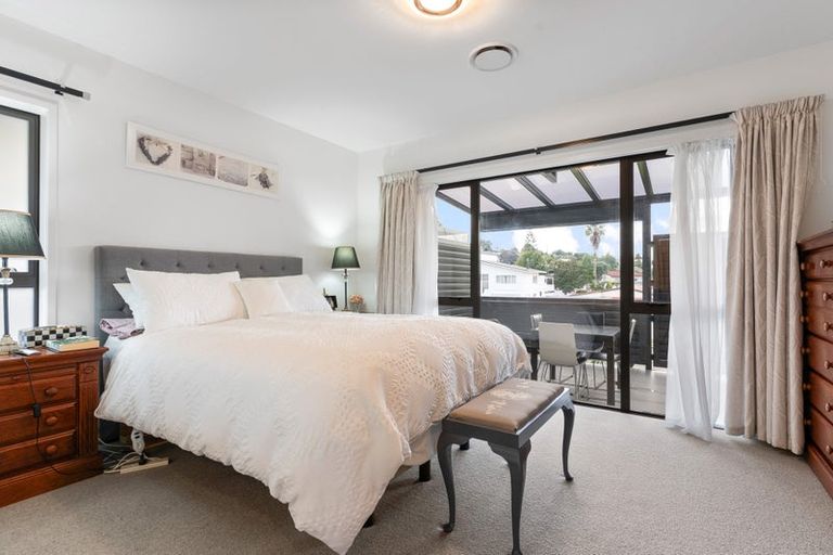 Photo of property in 32 Amante Crescent, Mairangi Bay, Auckland, 0630