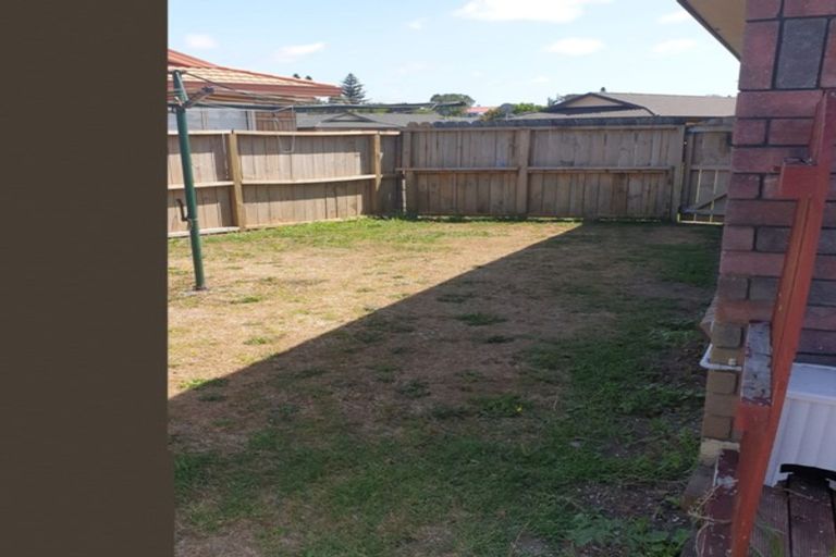 Photo of property in 3/15 O'sullivan Place, Waiuku, 2123