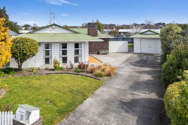 Photo of property in 4 Sandstrom Grove, Feilding, 4702
