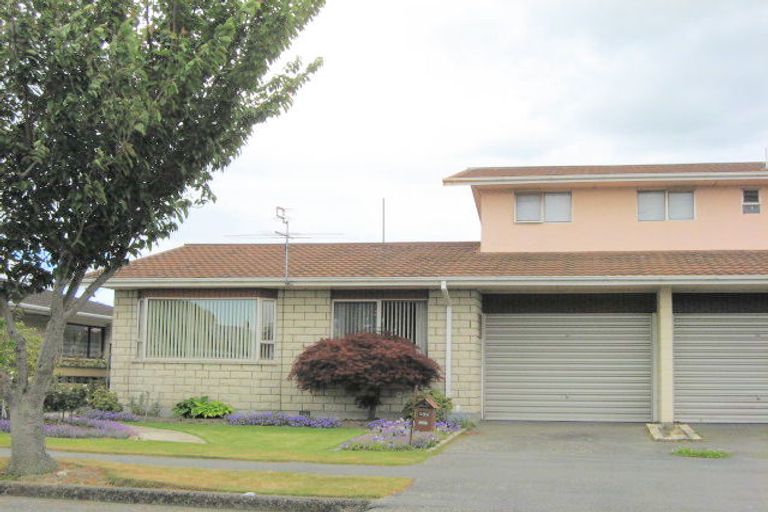 Photo of property in 10a Andrew Street, Rangiora, 7400