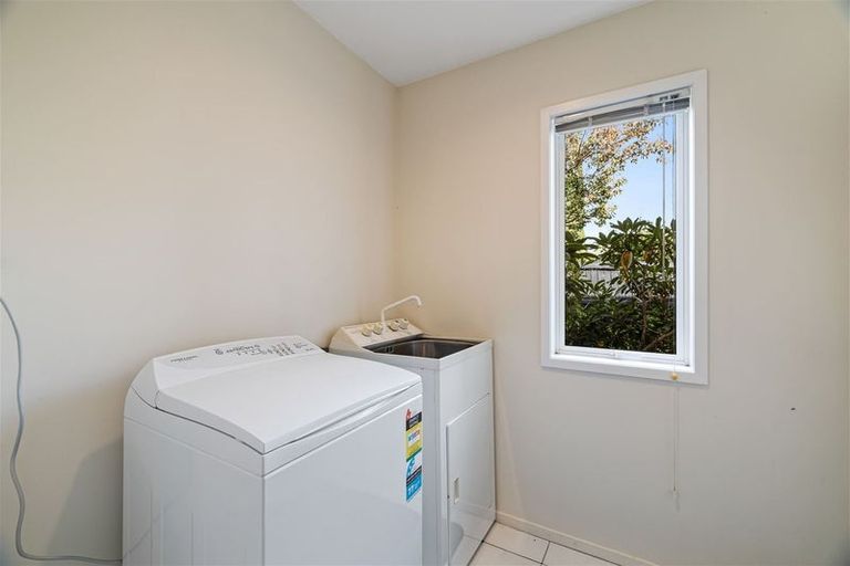 Photo of property in 1/16 Hanover Place, Ilam, Christchurch, 8041