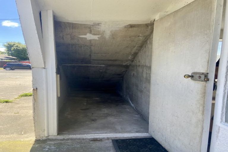 Photo of property in 2/32 Fairfield Avenue, Addington, Christchurch, 8024