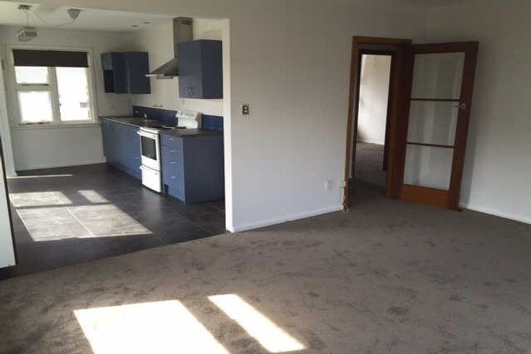 Photo of property in 1/84 Holly Road, St Albans, Christchurch, 8014