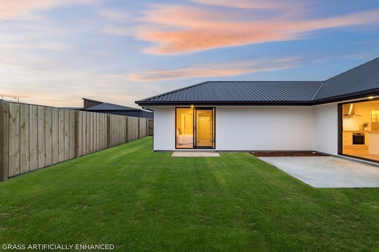 Photo of property in 14 Matamoe Drive, Halswell, Christchurch, 8025