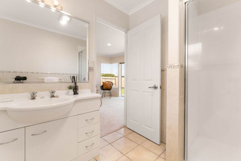 Photo of property in 48 Oreti Crescent, Papamoa Beach, Papamoa, 3118