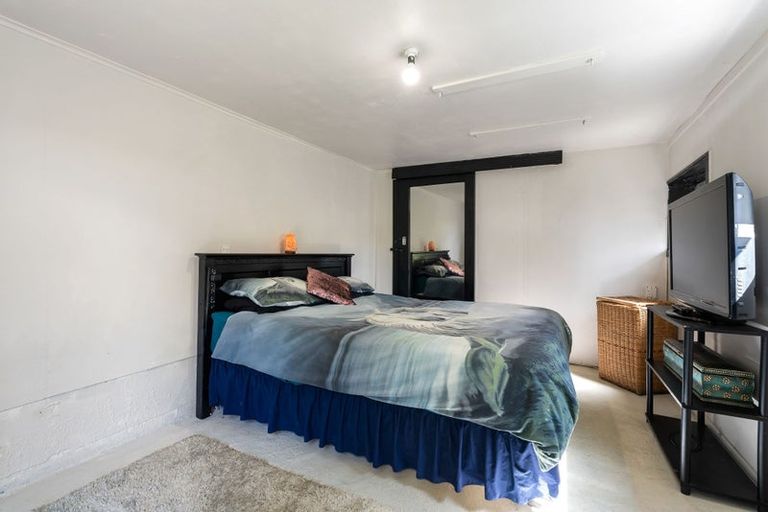 Photo of property in 21 Mana Street, Vogeltown, Wellington, 6021