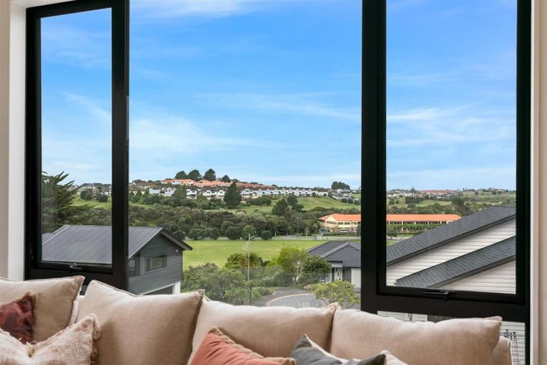 Photo of property in 22 Bella Vista Drive, Gulf Harbour, Whangaparaoa, 0930