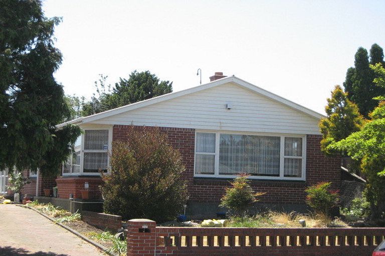 Photo of property in 89 Bickerton Street, Wainoni, Christchurch, 8061