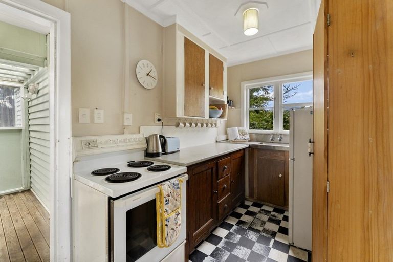 Photo of property in 10 Rosetta Road, Raumati South, Paraparaumu, 5032