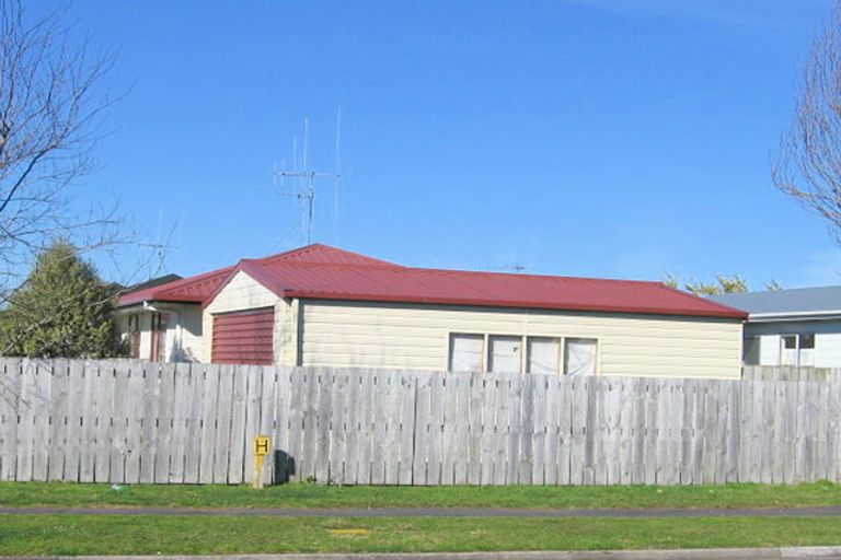 Photo of property in 27h Breckons Avenue, Nawton, Hamilton, 3200