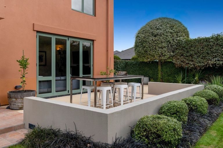 Photo of property in 16 Ridgewood Place, Shirley, Christchurch, 8061