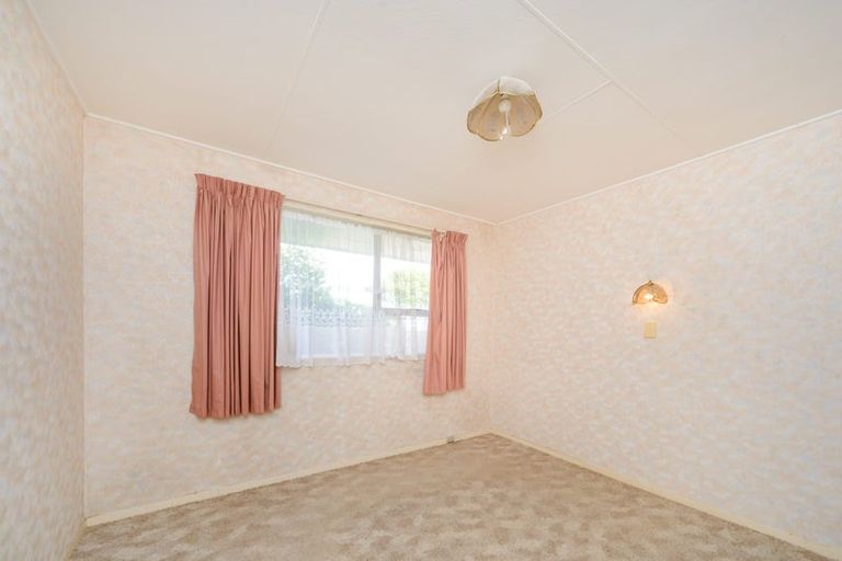 Photo of property in 3 Meadowbrook Drive, Cloverlea, Palmerston North, 4412