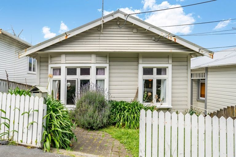 Photo of property in 135 Hataitai Road, Hataitai, Wellington, 6021