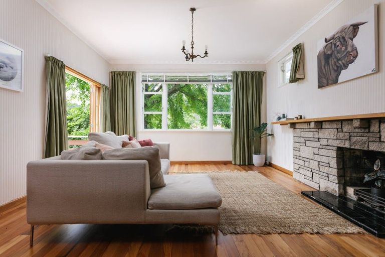 Photo of property in 13 Seddon Crescent, Whataupoko, Gisborne, 4010