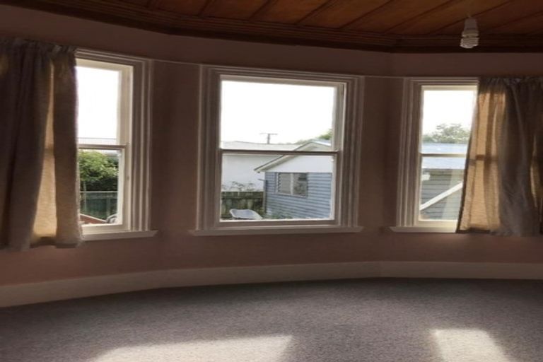 Photo of property in 131 Weraroa Road, Levin, 5510