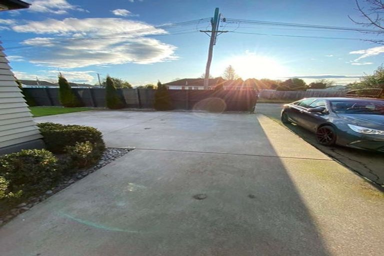 Photo of property in 176a Langdons Road, Northcote, Christchurch, 8052