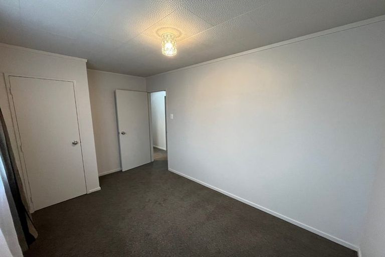 Photo of property in 2 Inca Place, Red Hill, Papakura, 2110