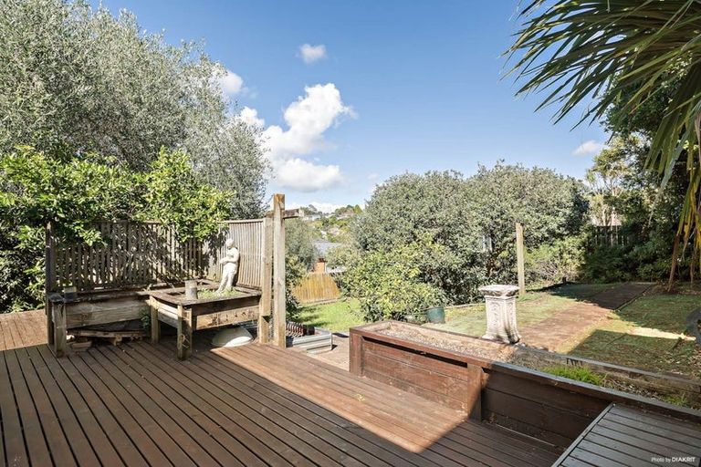 Photo of property in 3 Mchardy Place, Glenfield, Auckland, 0627