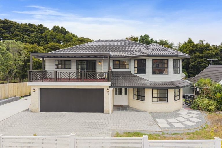Photo of property in 39 Kuripaka Crescent, The Gardens, Auckland, 2105