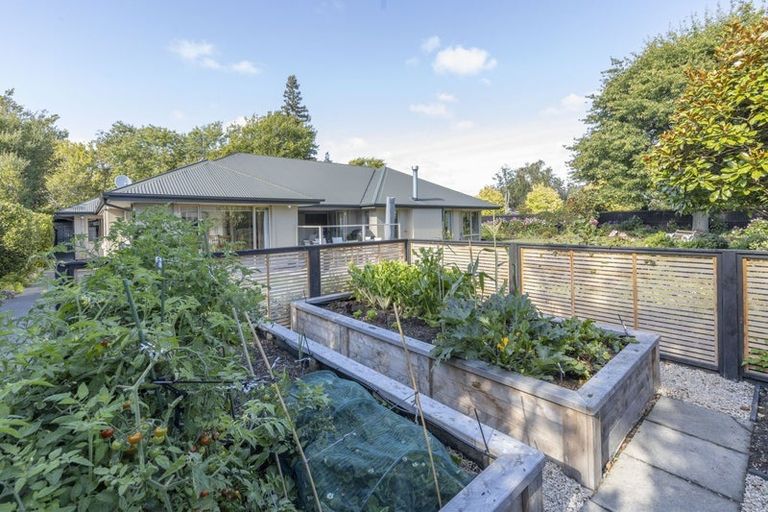 Photo of property in 9a Harrod Place, Rangiora, 7400