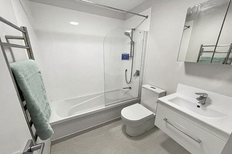 Photo of property in Vedado Apartments, 107/41 Hopper Street, Mount Cook, Wellington, 6011