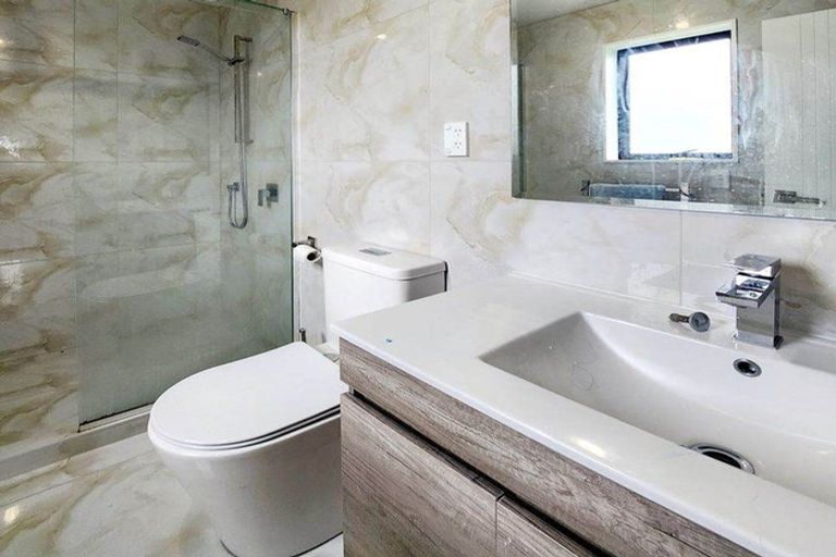 Photo of property in 70 Joseph Street, Flat Bush, Auckland, 2019