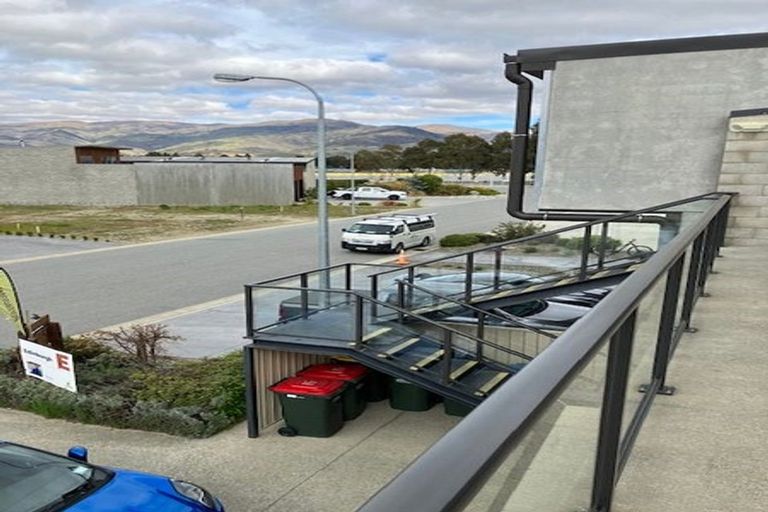 Photo of property in 16 Silverstone Drive, Cromwell, 9384