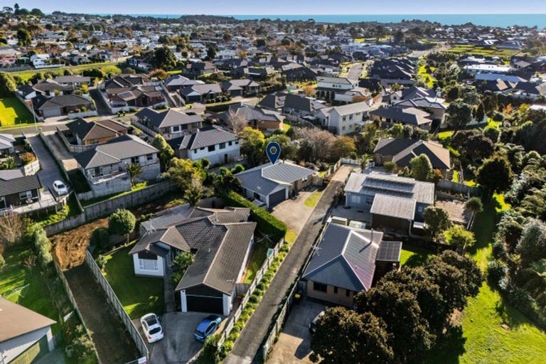 Photo of property in 8b Joshua Place, Bell Block, New Plymouth, 4312