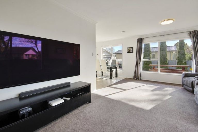 Photo of property in 80 Lowry Avenue, Redwood, Christchurch, 8051
