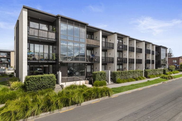 Photo of property in 104/38e Fraser Avenue, Northcote, Auckland, 0627