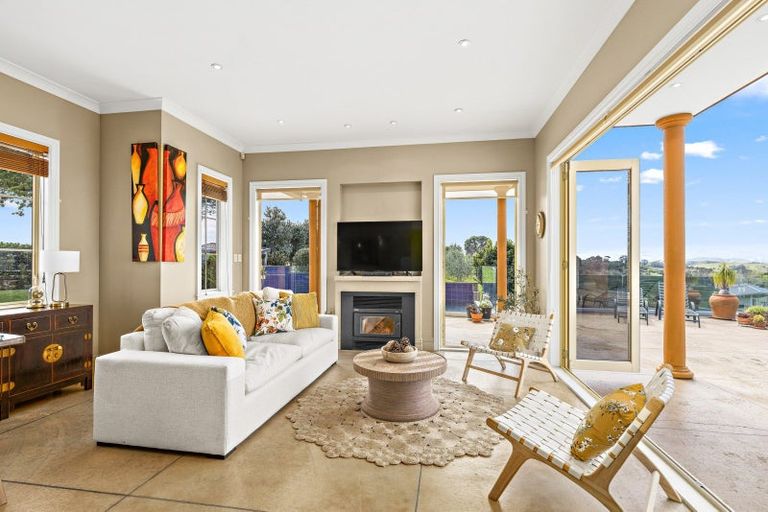 Photo of property in 220 Whitmore Road, Tawharanui Peninsula, Warkworth, 0986