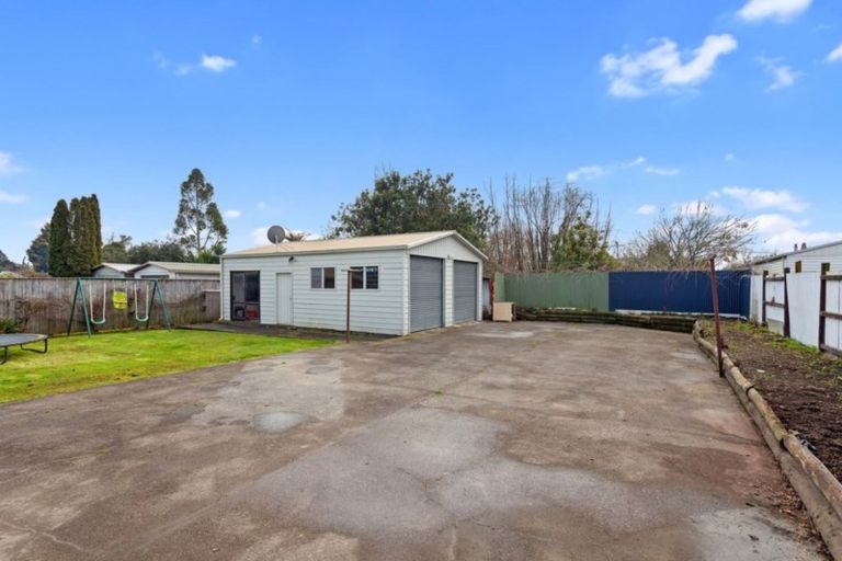Photo of property in 15 Kauri Street, Edgecumbe, 3120