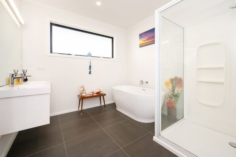 Photo of property in 85 Arataki Road, Havelock North, 4130