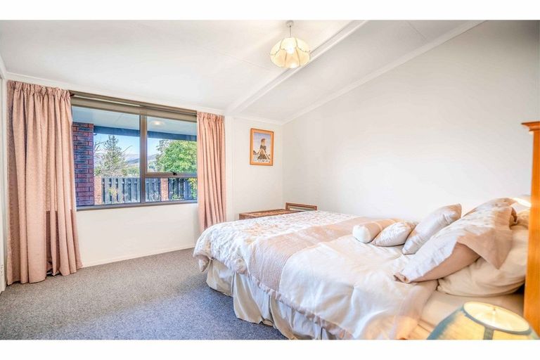 Photo of property in 30 Fache Street, Clyde, 9330