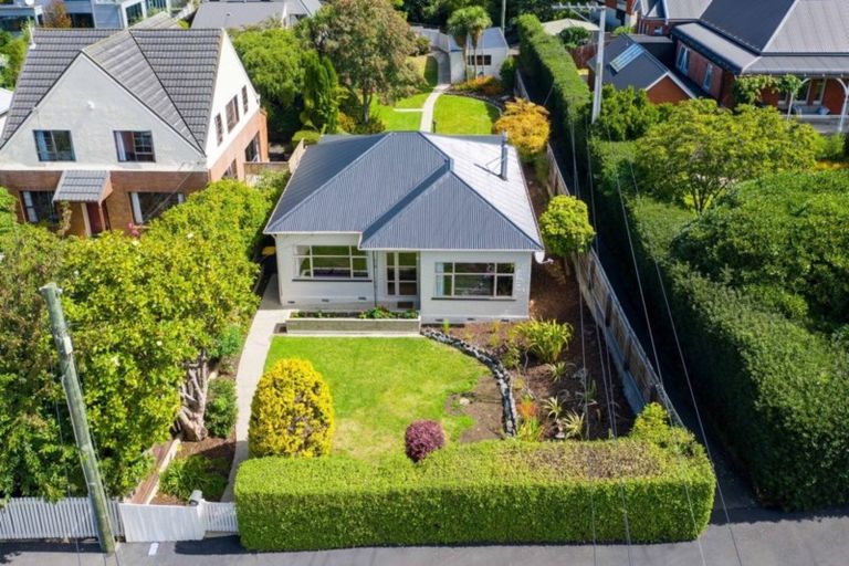 Photo of property in 51 Cannington Road, Maori Hill, Dunedin, 9010