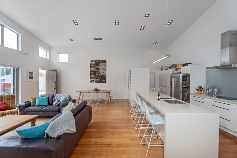 Photo of property in 14 Clipper Place, Whitianga, 3510