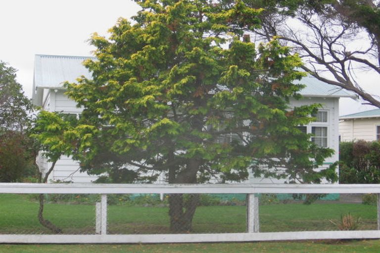 Photo of property in 12 Randwick Crescent, Moera, Lower Hutt, 5010