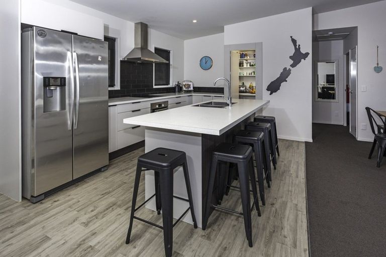 Photo of property in 30 Tairua Palms Place, Tairua, 3508