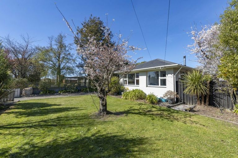 Photo of property in 7 Woodend Road, Woodend, 7610