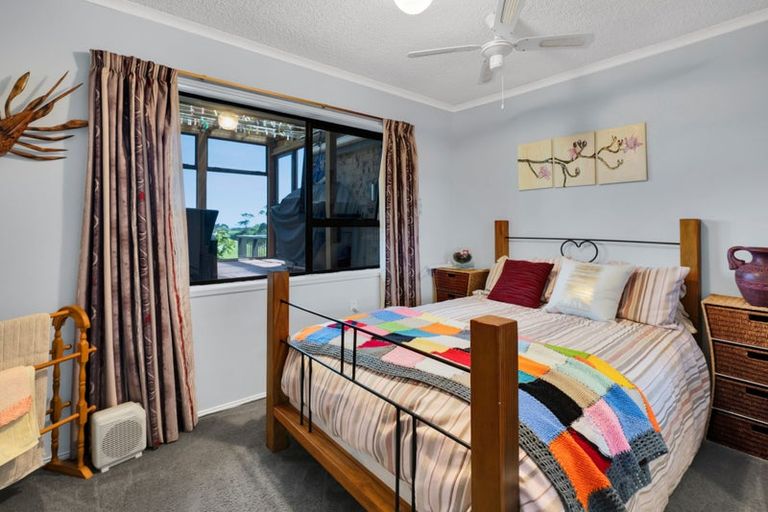 Photo of property in 2 Waireka Road, Omata, New Plymouth, 4374