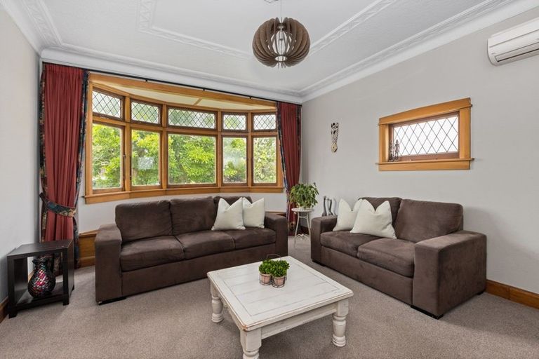 Photo of property in 11 Richmond Road, Clive, Hastings, 4180