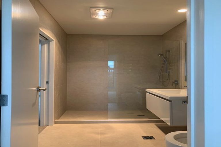 Photo of property in 17 Mahalo Avenue, Wiri, Auckland, 2104