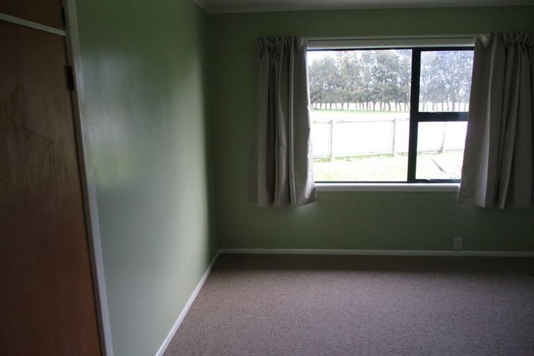 Photo of property in 312 Arapaepae Road South, Levin, 5571