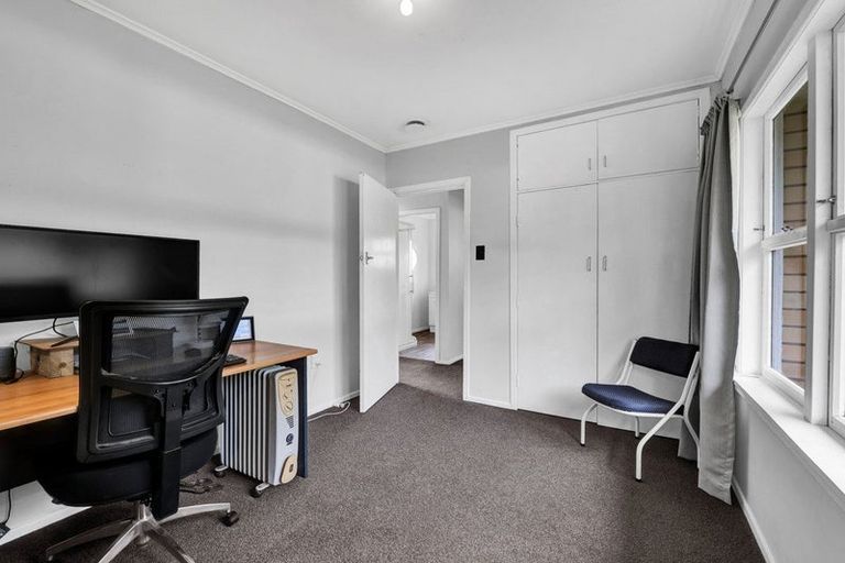 Photo of property in 90 Bayly Road, Blagdon, New Plymouth, 4310