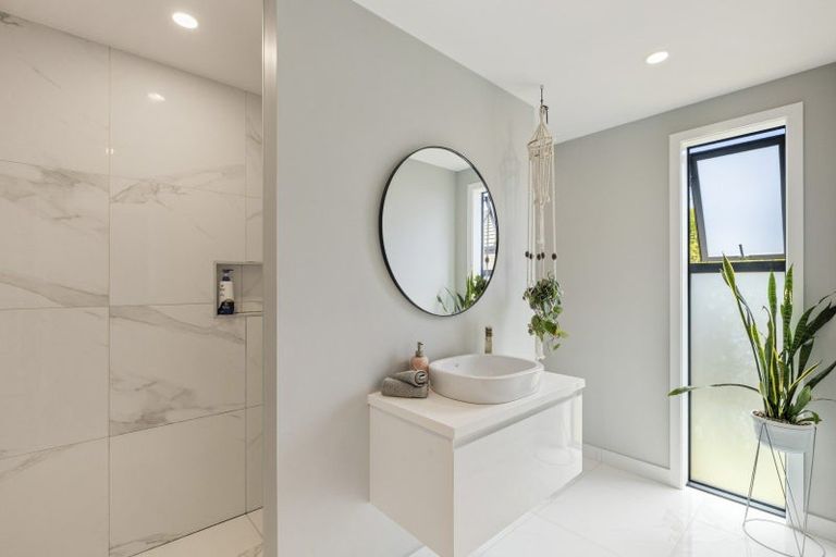 Photo of property in 1 Armstrong Avenue, Waitara, 4320