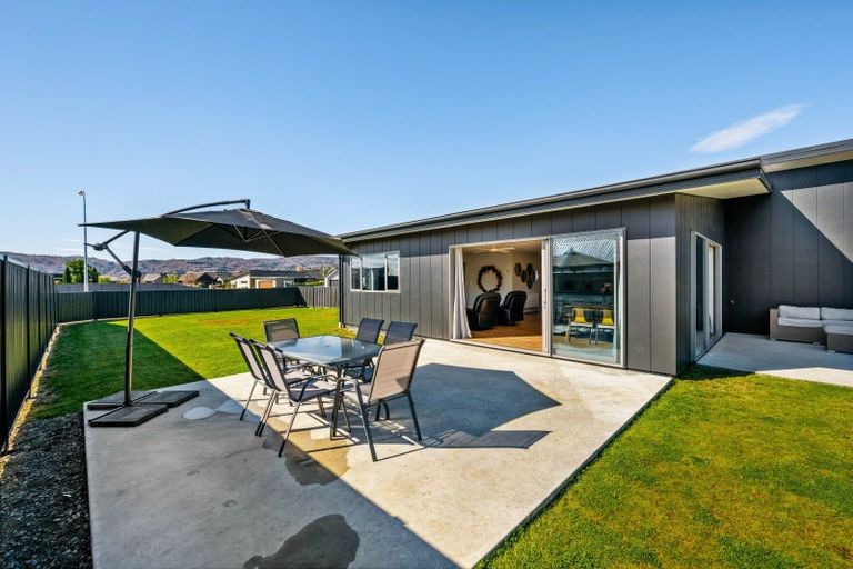 Photo of property in 43 Larch Crescent, Alexandra, 9320