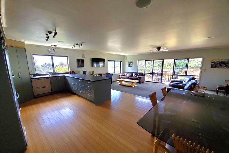 Photo of property in 17 Pacific Road, Waihi Beach, 3611