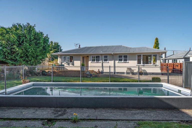 Photo of property in 11 Weka Place, Masterton, 5810